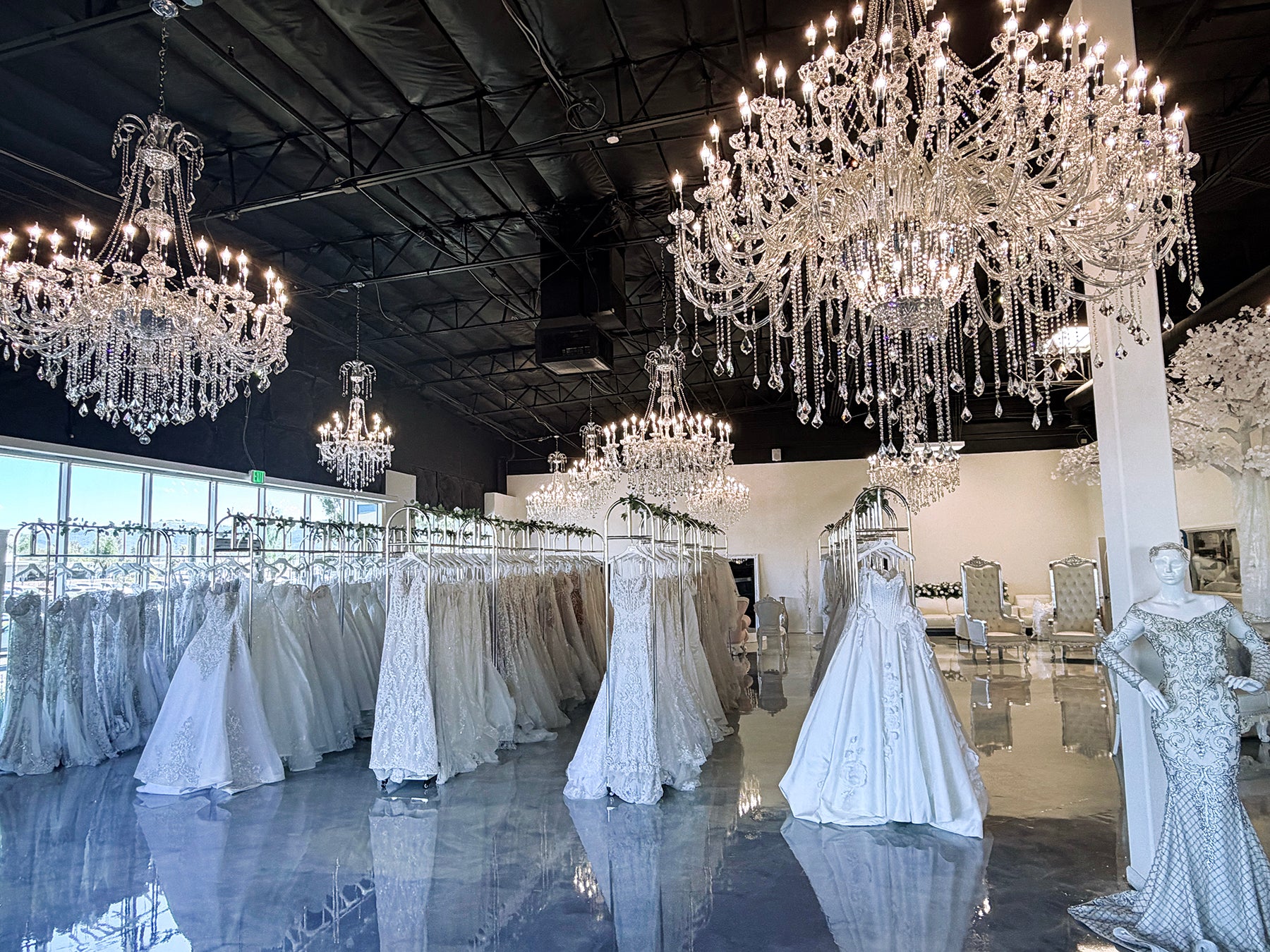 VANESSA ALFARO Bridal & Couture | Luxury Bridal Shop Murrieta-Temecula VANESSA ALFARO Bridal & Couture | Luxury Bridal Shop Murrieta-Temecula